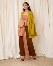 Cargar imagen en el visor de la galería, Top rosa con lazo
