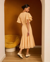 Cargar imagen en el visor de la galería, Vestido midi calado mandarina

