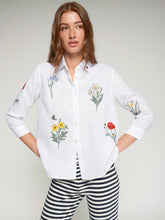 Cargar imagen en el visor de la galería, CAMISA BLANCA FLORES BORDADO
