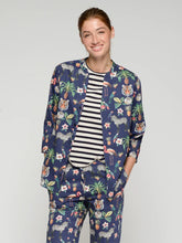 Cargar imagen en el visor de la galería, CAMISA AZUL MARINO ESTAMPADO JUNGLE DISCO
