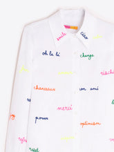 Cargar imagen en el visor de la galería, CAMISA BLANCA PALABRAS BORDADAS
