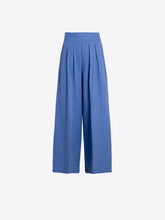 Cargar imagen en el visor de la galería, PANTALÓN PINZAS AZUL CLARO ESPIGA
