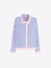 Cargar imagen en el visor de la galería, CAMISA RAYAS AZUL VOLANTES ROSA

