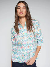 Cargar imagen en el visor de la galería, CAMISA ESTAMPADO FLORAL MULTICOLOR
