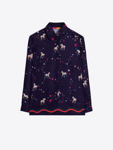 Cargar imagen en el visor de la galería, CAMISA AZUL MARINO ESTAMPADO CABALLOS Y ESTRELLAS
