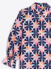 Cargar imagen en el visor de la galería, CAMISA ESTAMPADO GEOMÉTRICO ESTRELLAS
