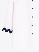 Cargar imagen en el visor de la galería, CAMISA BLANCA ONDULINA MARINO
