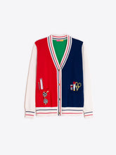 Cargar imagen en el visor de la galería, CARDIGAN TRICOLOR BOLSILLOS BORDADOS
