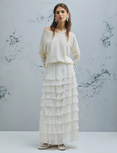 Cargar imagen en el visor de la galería, Jersey con cuello de pico - BLANCO LANA
