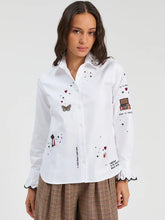 Cargar imagen en el visor de la galería, CAMISA BLANCA BORDADOS HOTEL VILAGALLO
