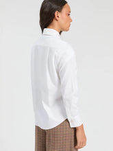 Cargar imagen en el visor de la galería, CAMISA BLANCA ESPIGA BORDADOS GATOS
