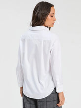 Cargar imagen en el visor de la galería, CAMISA BLANCA ALAMARES MULTICOLOR
