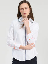 Cargar imagen en el visor de la galería, CAMISA BLANCA VIVOS EN CONTRASTE
