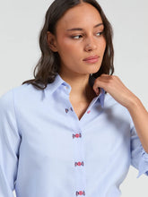 Cargar imagen en el visor de la galería, CAMISA ESPIGA AZUL BORDADO
