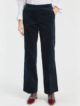Cargar imagen en el visor de la galería, PANTALON TERCIOPELO MARINO
