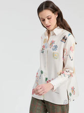 Cargar imagen en el visor de la galería, CAMISA ESTAMPADO LOVE MULTICOLOR
