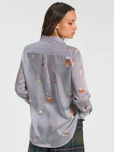 Cargar imagen en el visor de la galería, CAMISA DE MIL RAYAS HOTEL VILAGALLO
