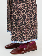 Cargar imagen en el visor de la galería, PANTALÓN MINI LEOPARDO Y RAYAS
