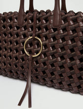 Cargar imagen en el visor de la galería, Bolso shopper grande trenzado - MARRON OSCURO
