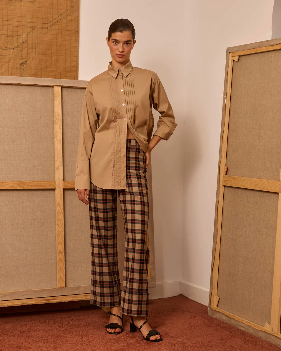 Camisa camel con jaretas