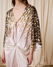 Cargar imagen en el visor de la galería, Vestido verde con lentejuelas
