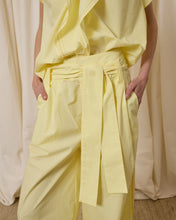 Cargar imagen en el visor de la galería, Pantalón de popelín amarillo
