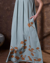 Cargar imagen en el visor de la galería, Vestido halter azul
