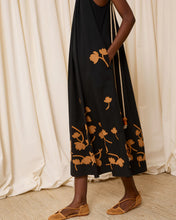 Cargar imagen en el visor de la galería, Vestido halter negro
