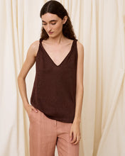 Cargar imagen en el visor de la galería, Top de lurex escote pico chocolate
