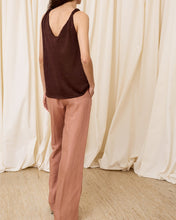 Cargar imagen en el visor de la galería, Top de lurex escote pico chocolate
