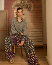 Cargar imagen en el visor de la galería, Jersey pico gris
