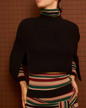 Cargar imagen en el visor de la galería, Poncho canalé negro
