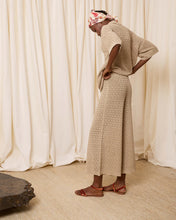 Cargar imagen en el visor de la galería, Pantalón calado piedra
