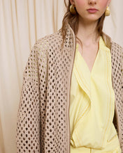 Cargar imagen en el visor de la galería, Cazadora piel crudo
