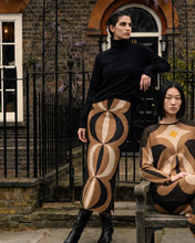 Cargar imagen en el visor de la galería, Falda de intarsia en lurex dorado
