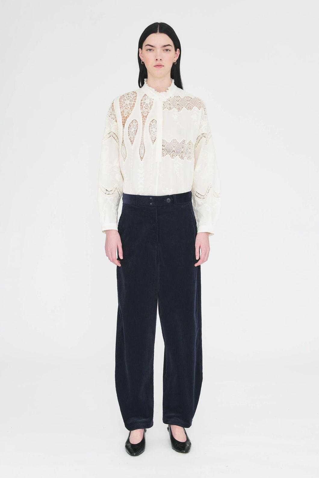 Blusa de encaje blanco