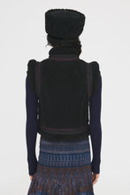 Cargar imagen en el visor de la galería, Chaleco Sally black
