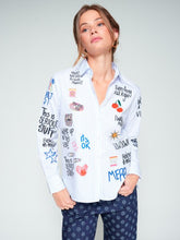 Cargar imagen en el visor de la galería, CAMISA BLANCA RAYAS SERIGRAFIA
