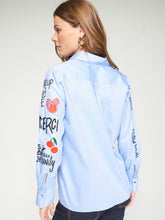 Cargar imagen en el visor de la galería, CAMISA ISA GRAFFITI OXFORD AZUL
