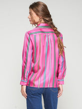 Cargar imagen en el visor de la galería, CAMISA SEDA ROSA RAYAS

