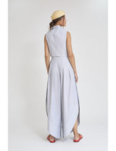 Cargar imagen en el visor de la galería, CHALECO LOLITA
