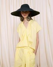 Cargar imagen en el visor de la galería, Blusa popelín amarilla
