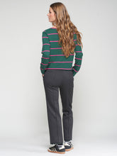 Cargar imagen en el visor de la galería, PANTALON CAROLE EMB GRIS FIL A FIL ELASTICO
