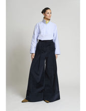 Cargar imagen en el visor de la galería, PANTALON SAMURAY VELVETON MARINO
