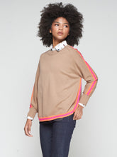 Cargar imagen en el visor de la galería, JERSEY BEIGE RIBETES
