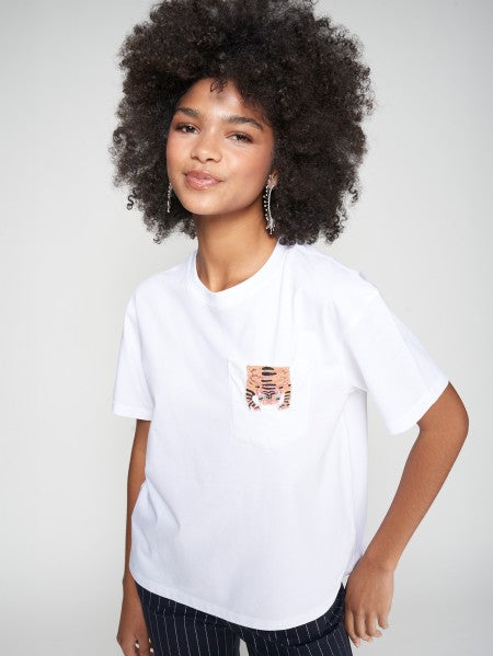 CAMISETA BLANCA TIGRE BORDADO