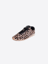 Cargar imagen en el visor de la galería, ZAPATO SNEAKER PIEL ANIMAL PRINT
